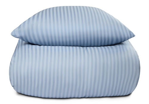 Billede af Junior sengetøj i 100% bomuldssatin - 100x140 cm - Lyseblåt ensfarvet sengesæt - Borg Living sengelinned hos Shopdyner.dk